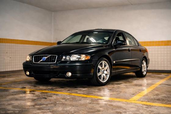 VOLVO S60 2.5 R GASOLINA 4P MANUAL VOLVO S60 2.5 R GASOLINA 4P MANUAL